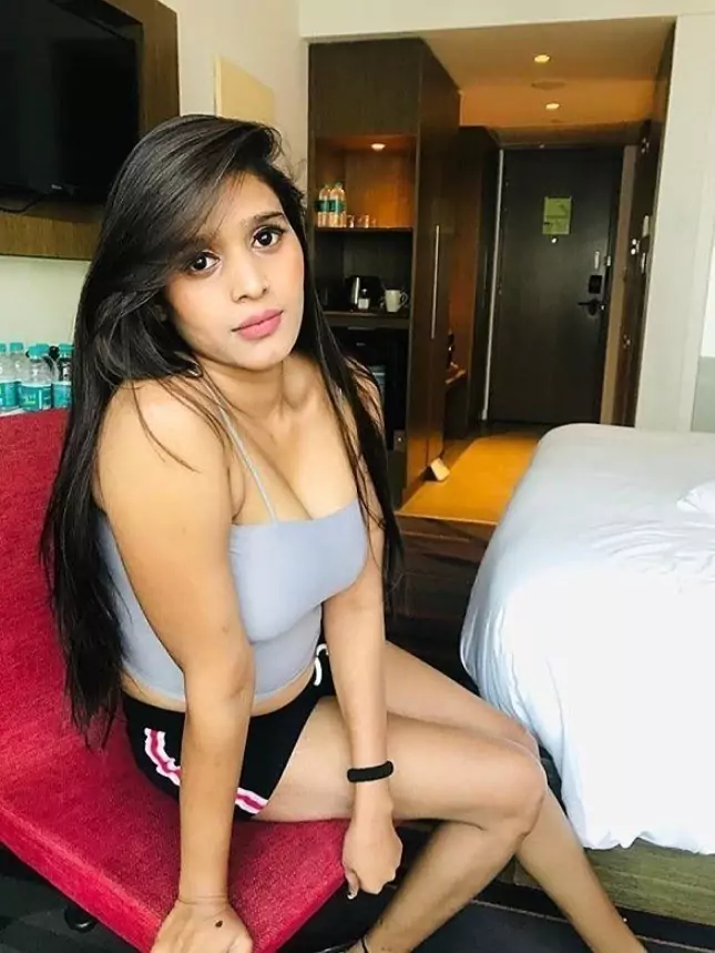 कॉल गर्ल्स सर्विस  चिलकलूरिपेट